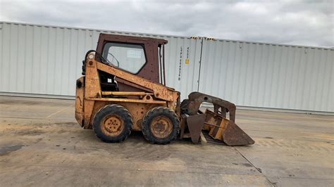 case 1835b skidsteer help 